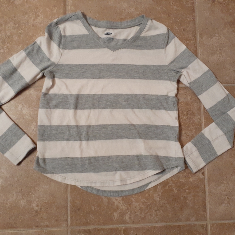 Girls Old Navy Long Sleeve V-Neck T-Shirt (6/7)